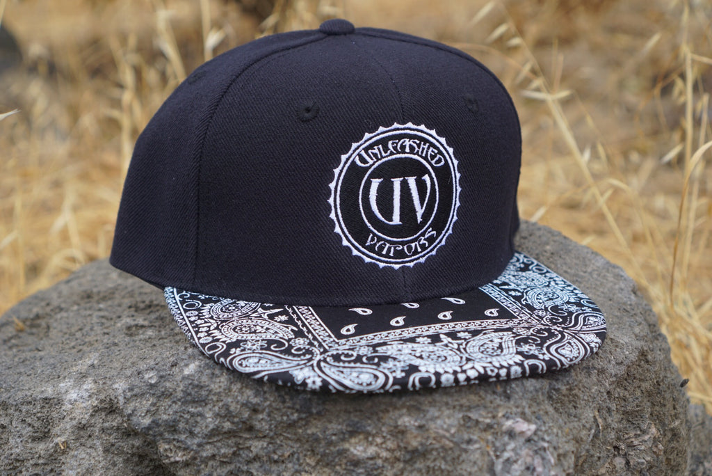 Unleashed Vapors - Snapback "Bandana Print"